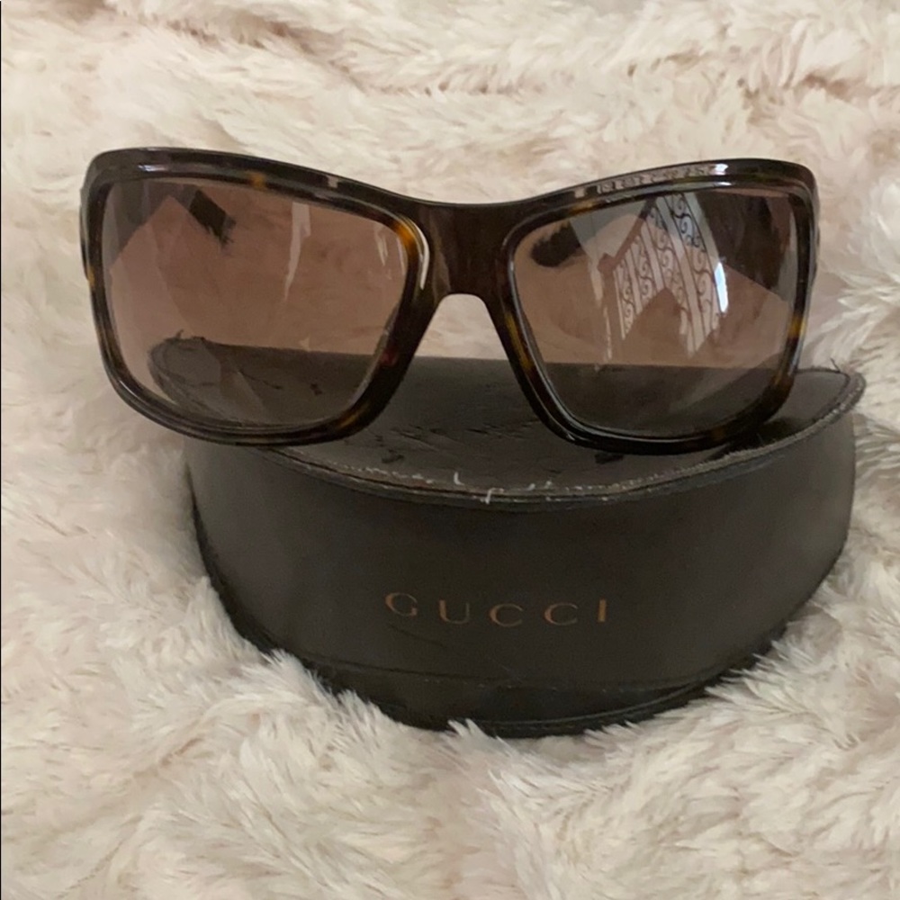 Priced to sell Gucci!!!